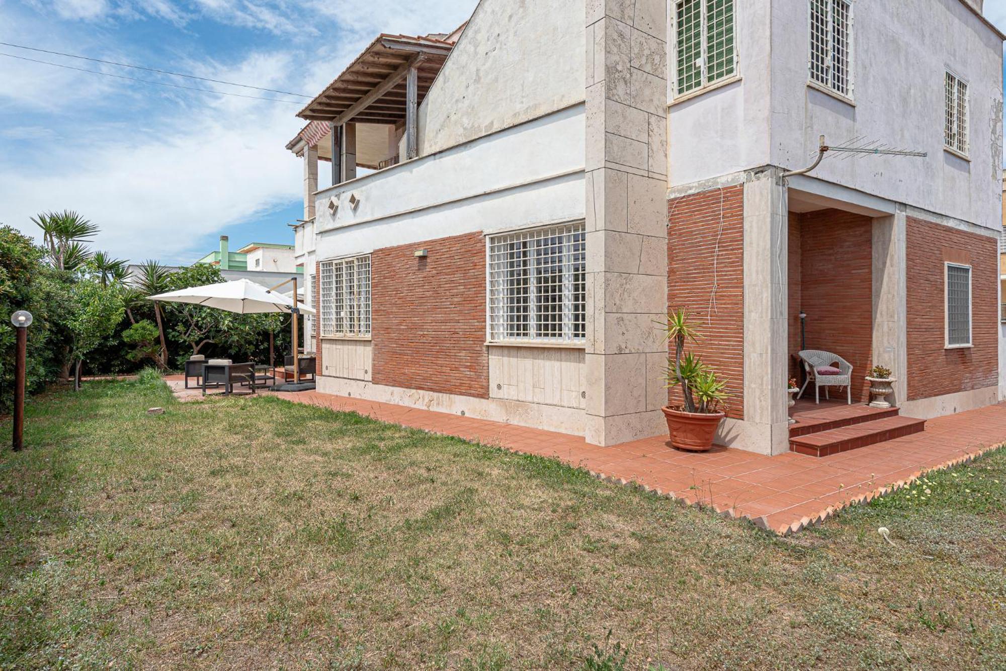 Villino Dei Coralli Lido di Ostia Exteriör bild